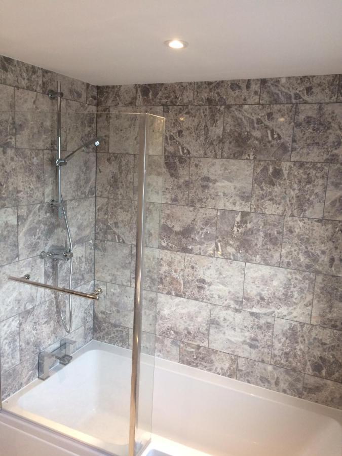 Beautiful En-Suite Bedroom Ipswich Luaran gambar