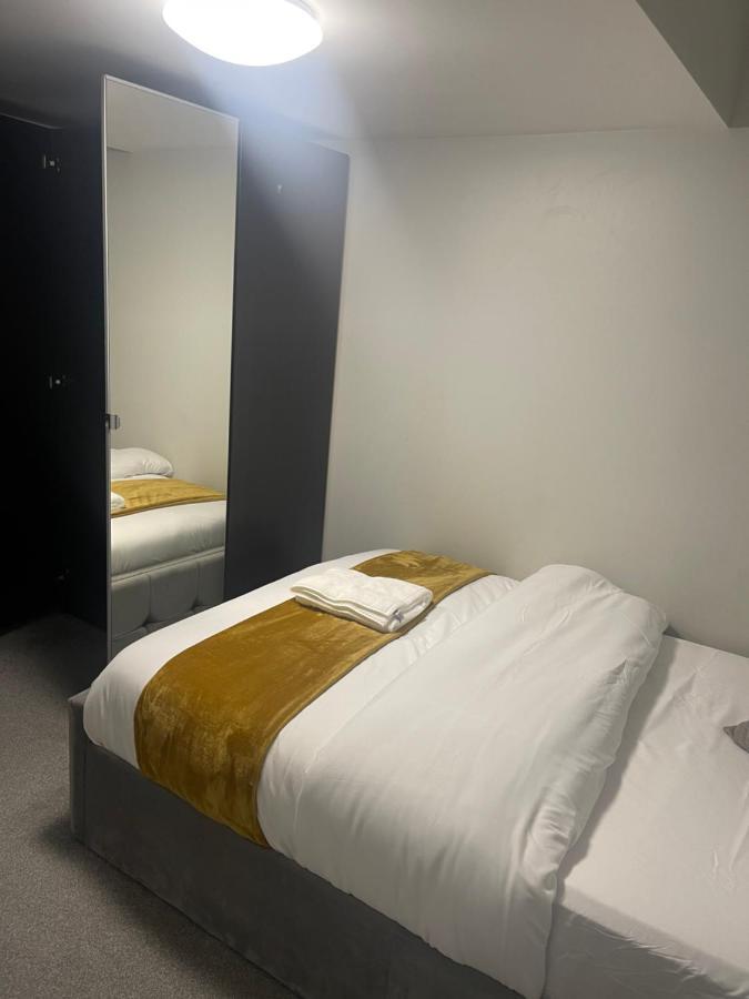 Beautiful En-Suite Bedroom Ipswich Luaran gambar