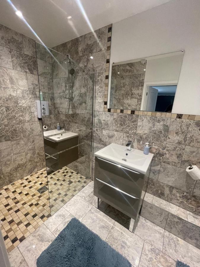 Beautiful En-Suite Bedroom Ipswich Luaran gambar
